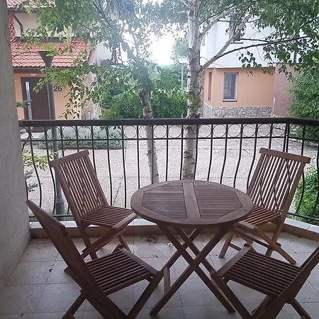 Ecostar 12 Apartements روغاشيفو