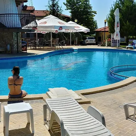 Ecostar 12 Apartements روغاشيفو